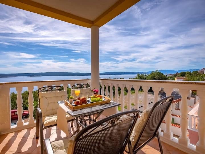 Wohnung Mit Balkon Und Meerblick By Interhome - Crikvenica