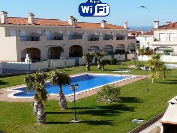 Entspannendes Haus In Der Nähe Des Meeres. Klimati - Miami Platja