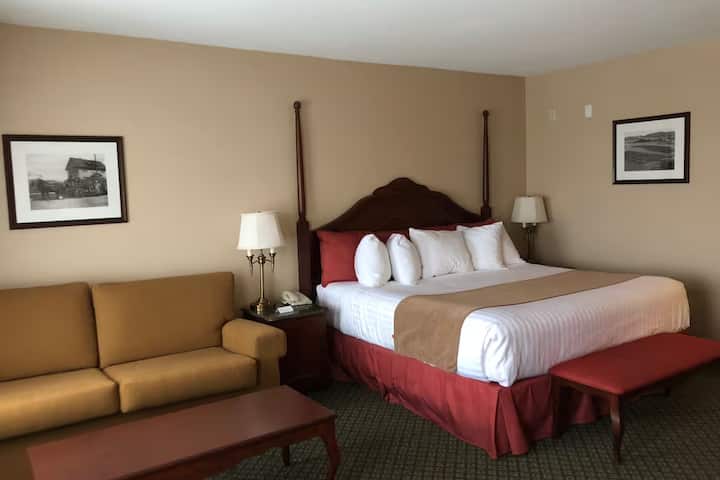Chateau Saint John| King Bed| See Reversing Falls - 聖約翰