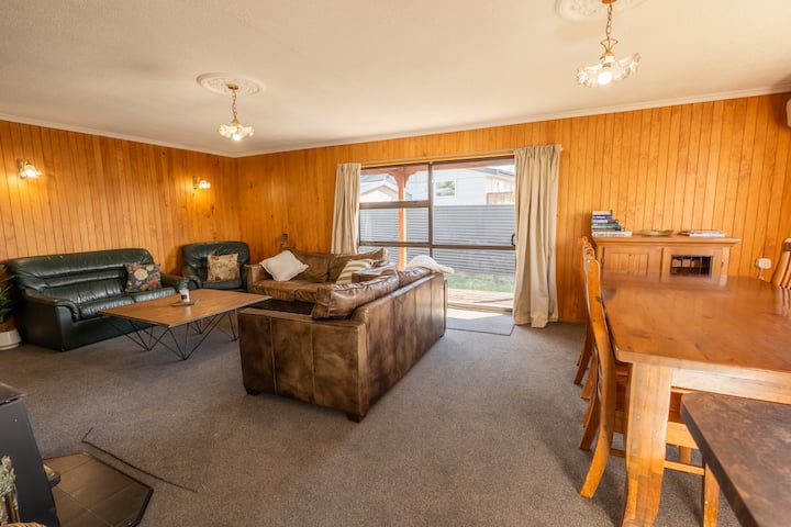 Timber & Stars Cabin - Cosy Getaway In Twizel. - Twizel