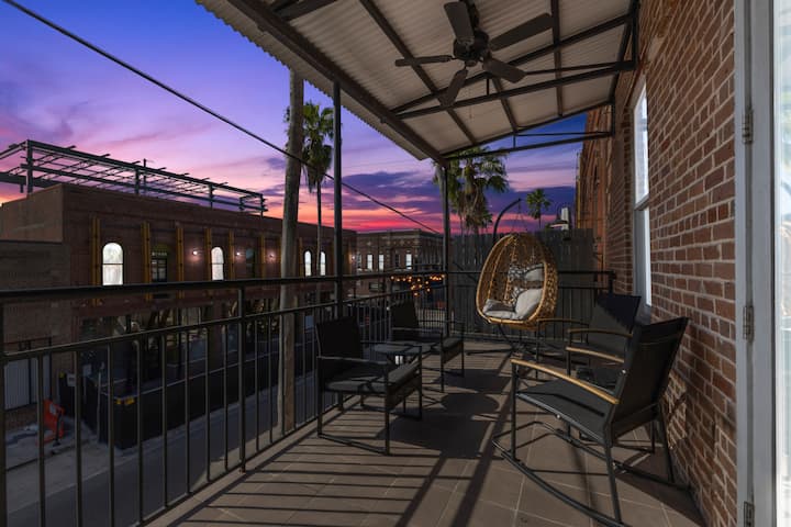 New! Mojito Manor | Stunning Studio On 7th Ave - Tampa, FL