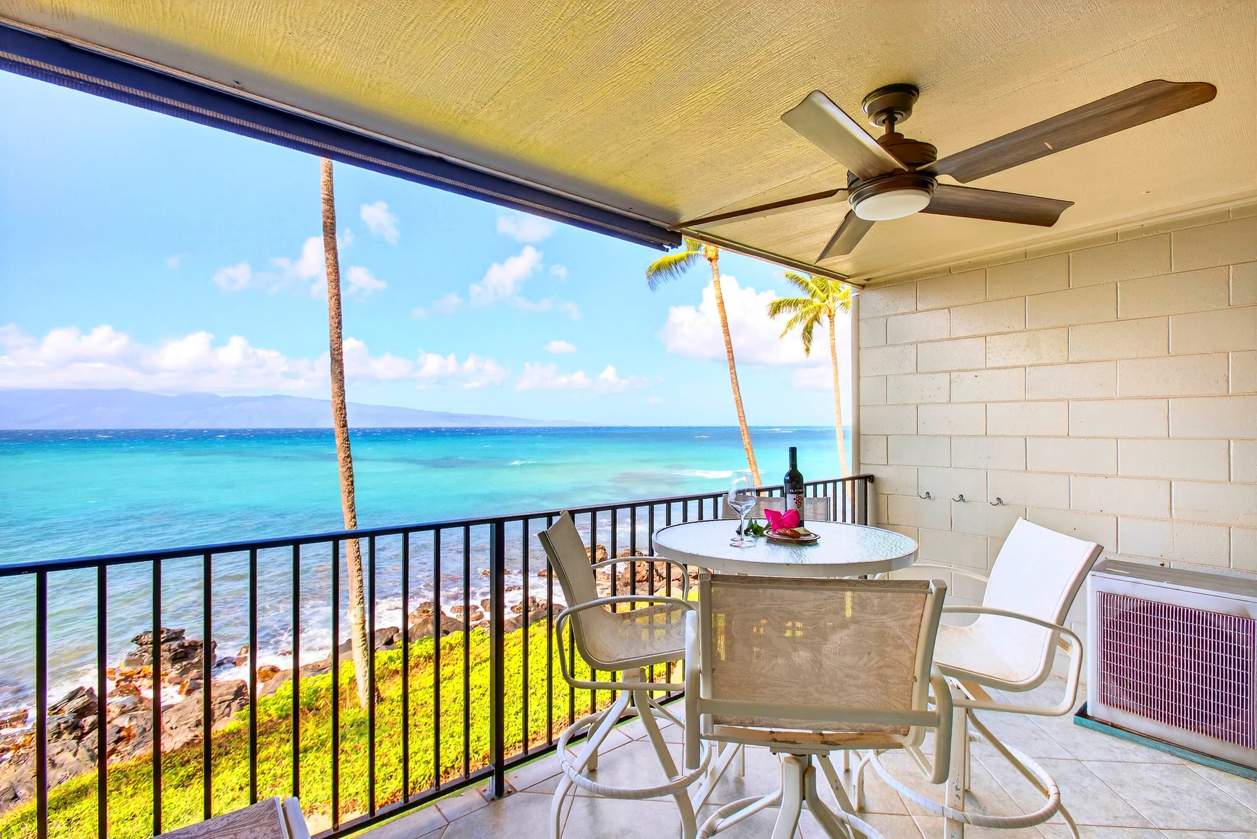 Coastal Elegance: A Fresh Oceanfront Gem - Image 35