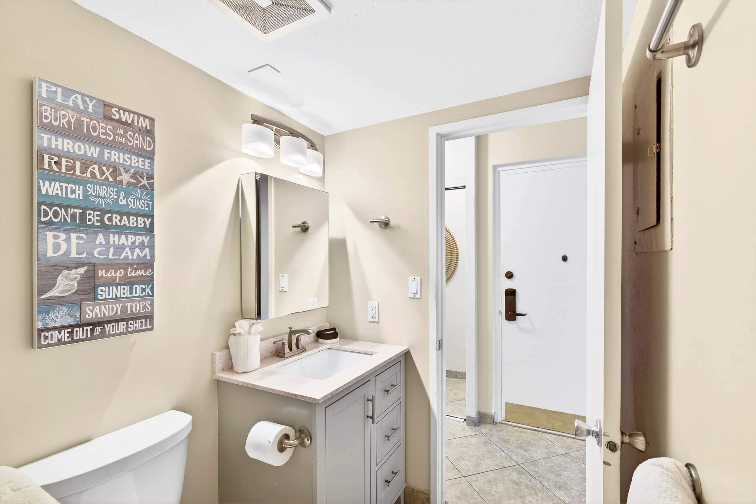 Coastal Elegance: A Fresh Oceanfront Gem - Image 26