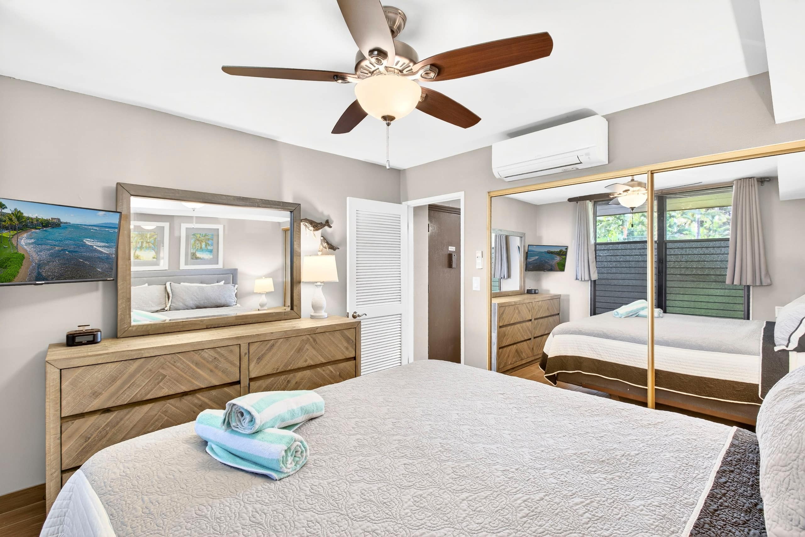 Decorated in Style, Bathed in Sunset Glow - Image 19
