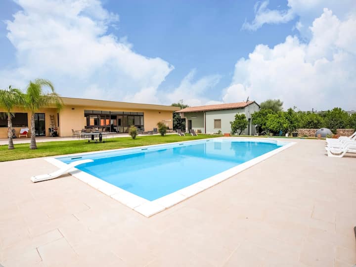 Villa Germano Con Piscina - Floridia