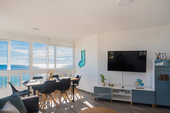 Sea-view Apartment With Pool. Next To Beach - Benalmádena
