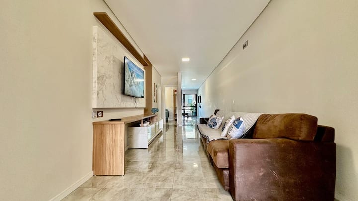 Casa De Praia Em Guaratuba Com Piscina. - Guaratuba
