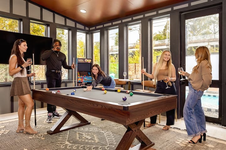 Voted TX Top 10 | Pool~Game Room~Gym~Pickleball