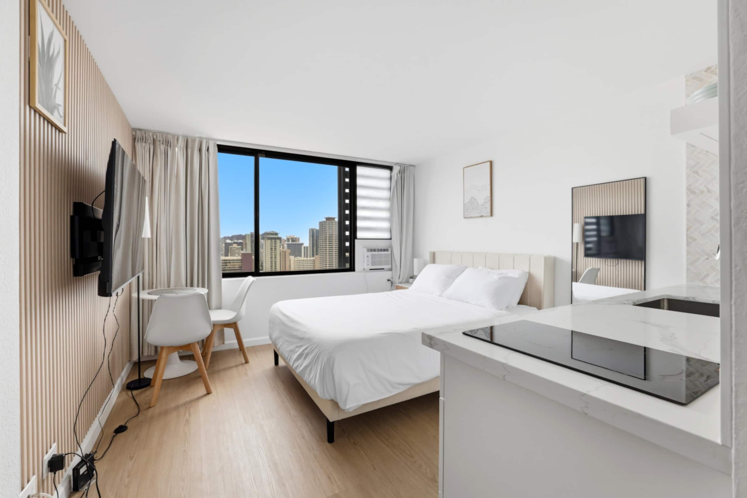 [New] Banyan Suite - Studio with Ocean View, Pool - Image 1