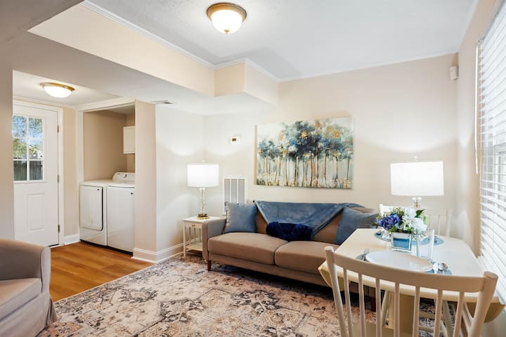 The Hay Cottage: Modern Comfort In A Cozy Retreat - ファイエットビル, NC