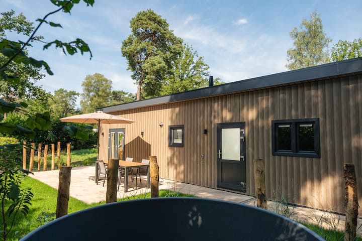 Loevestein Comfort Met Hottub | 5 Personen - Eerbeek
