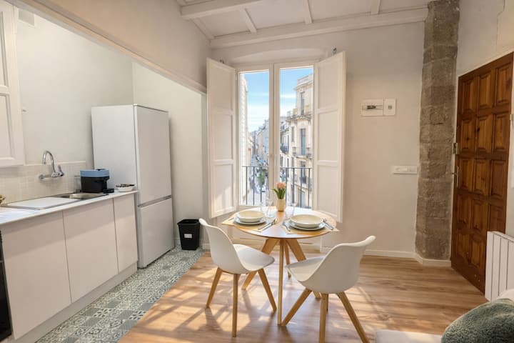 Flateli Cort Reial 5 - Girona