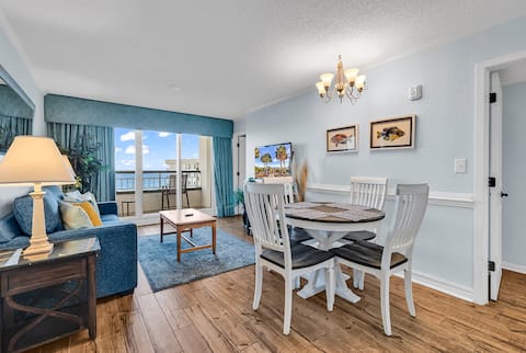 Oceanfront Luxury 2BR Litchfield Beach Escape