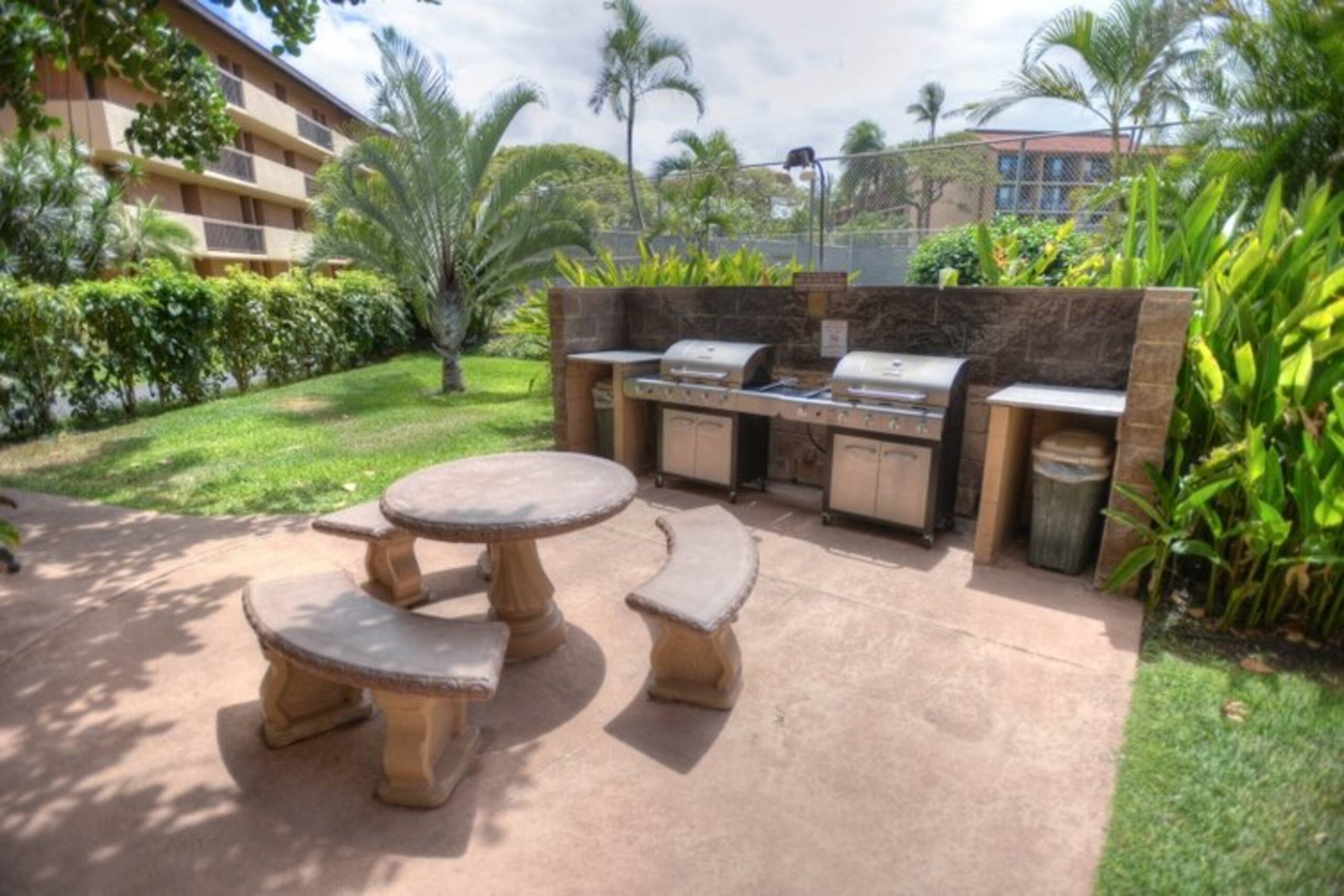 Garden Setting*AC*Close to Beach*Central Location - Image 43