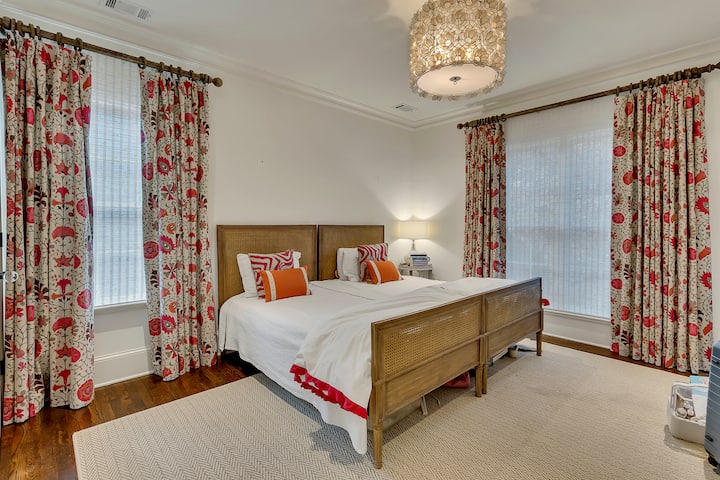 Spalnica 3 – okna od tal do stropa