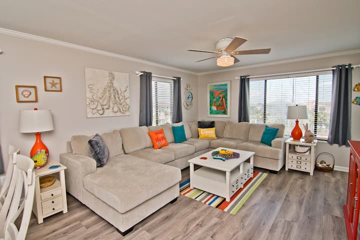 Point Emerald A-301, Oceanfront Condo - Emerald Isle, NC