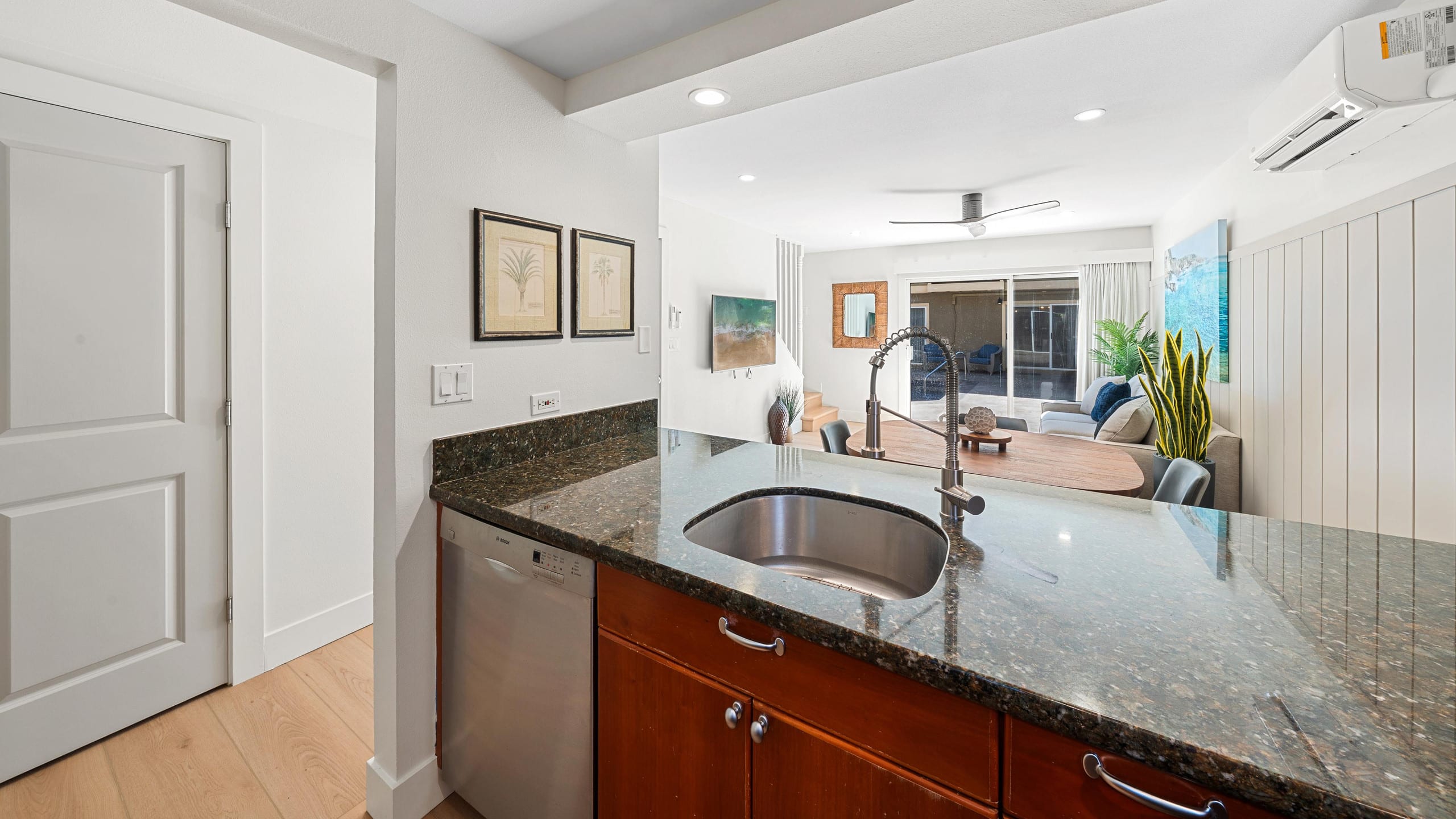 Condo in Kihei · ★5.0 · 1 bedroom · 1 bed · 1.5 private baths - Image 34