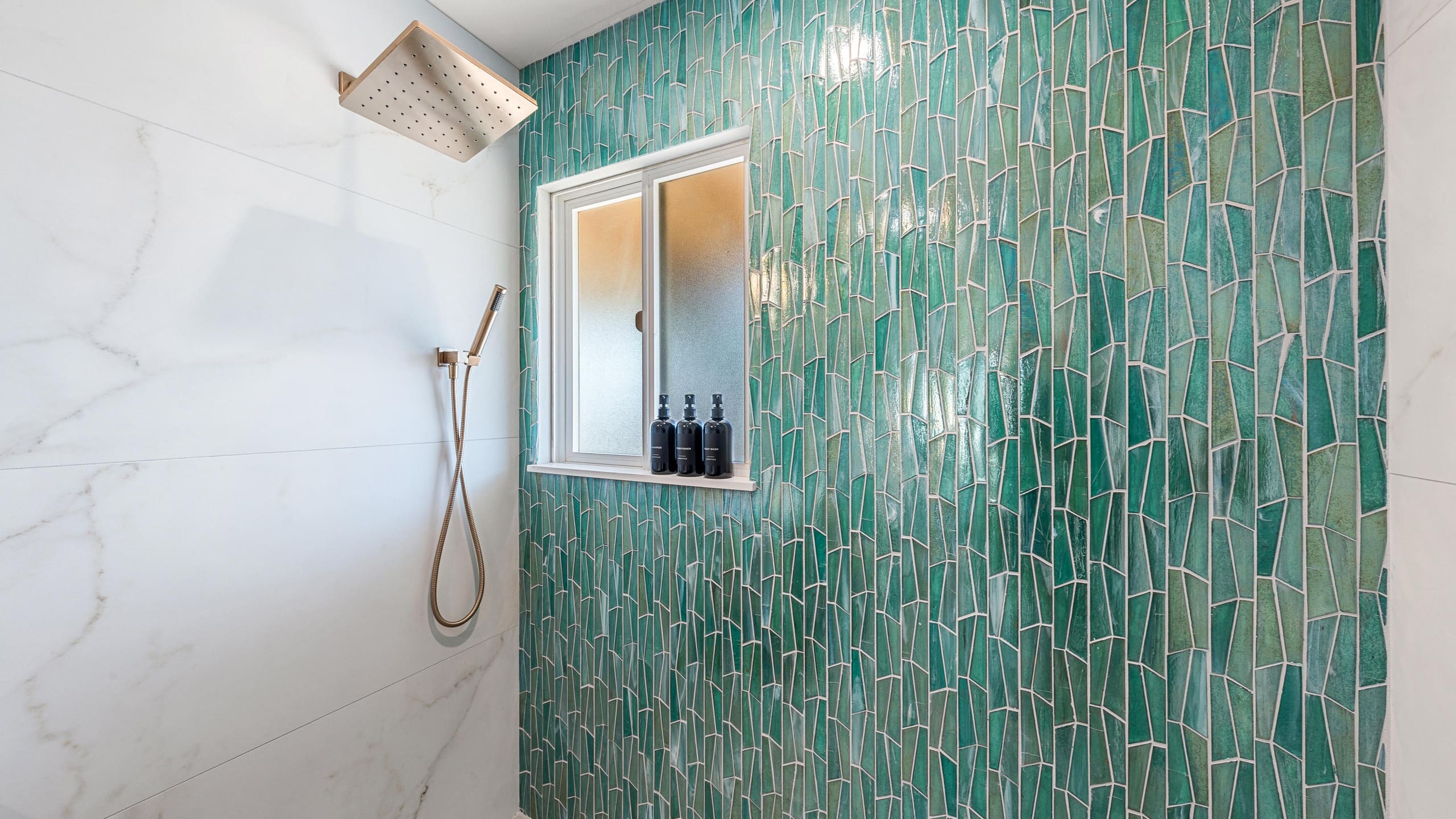Condo in Kihei · ★5.0 · 1 bedroom · 1 bed · 1.5 private baths - Image 17