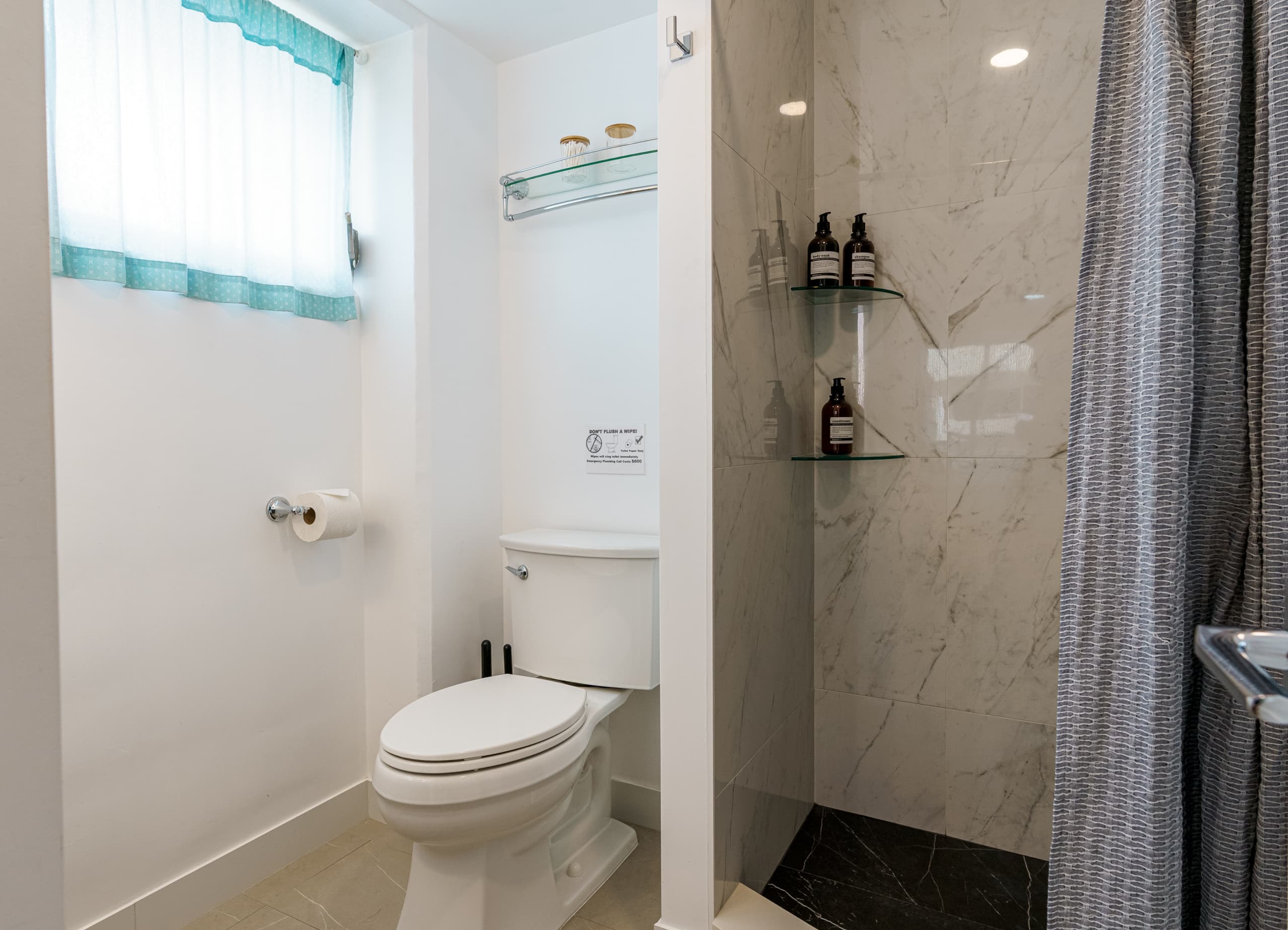 Condo in Honolulu · ★5.0 · 2 bedrooms · 3 beds · 2 private baths - Image 22