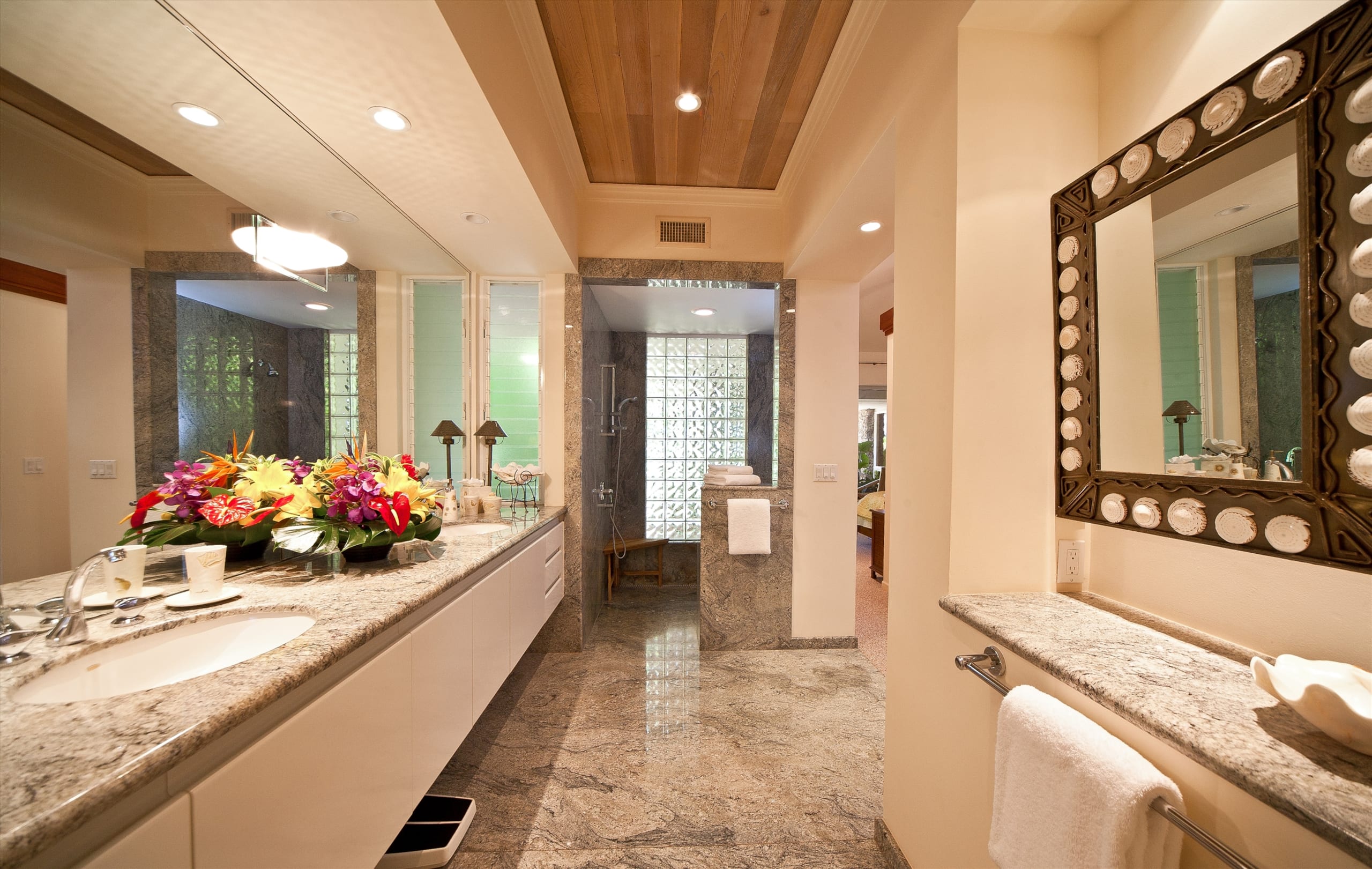 Home in Kaanapali · ★5.0 · 3 bedrooms · 4 beds · 3.5 baths - Image 19