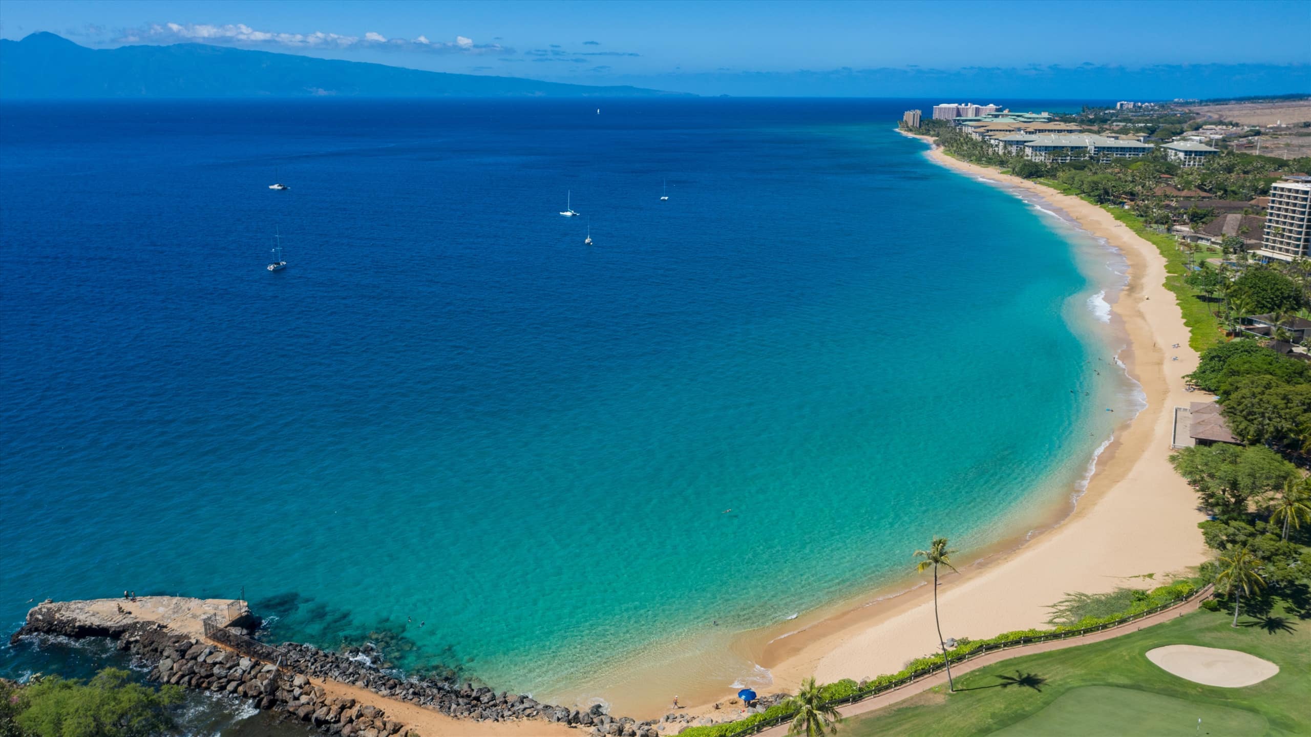 Home in Kaanapali · ★5.0 · 3 bedrooms · 4 beds · 3.5 baths - Image 29