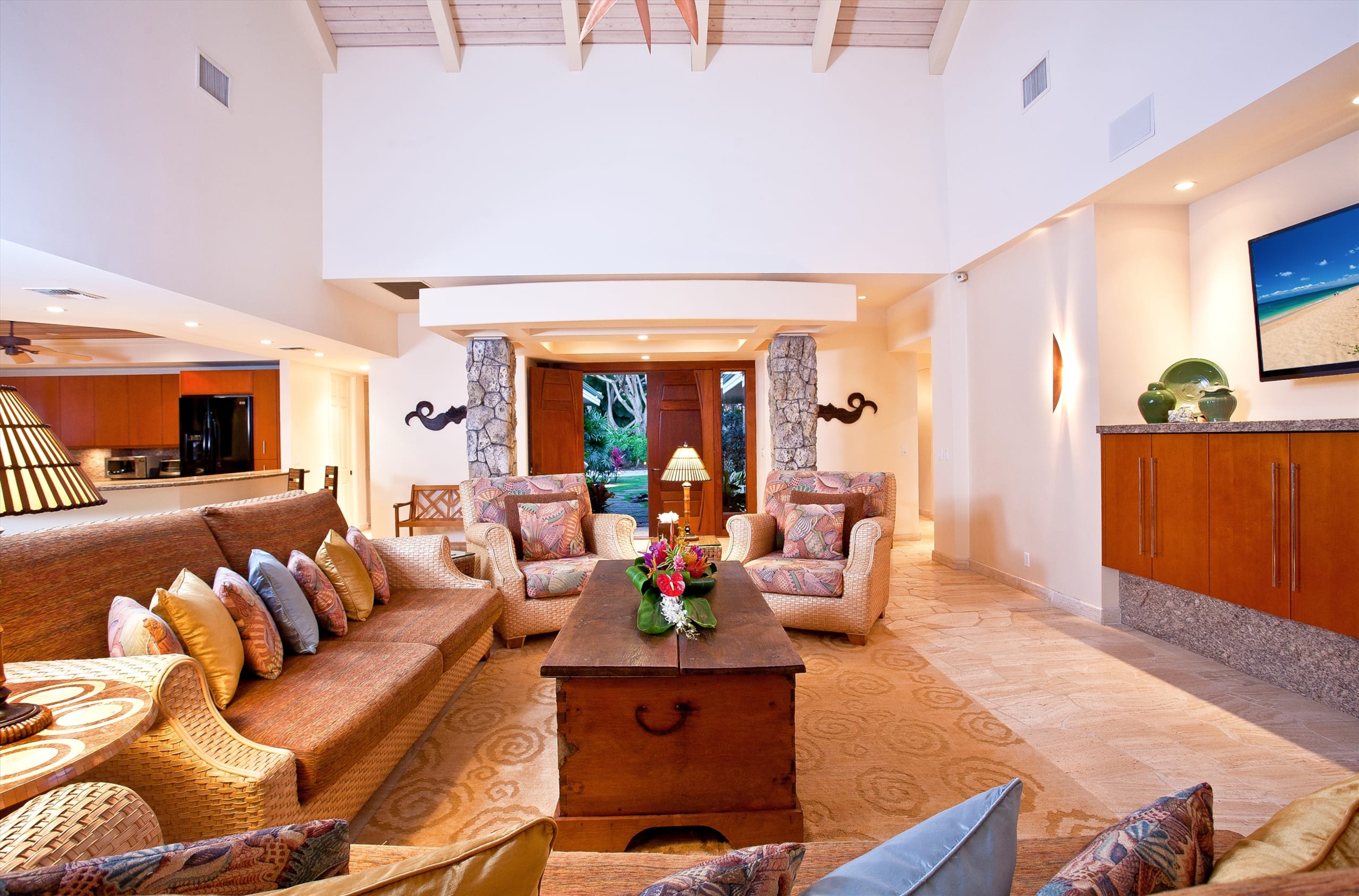 Home in Kaanapali · ★5.0 · 3 bedrooms · 4 beds · 3.5 baths - Image 8