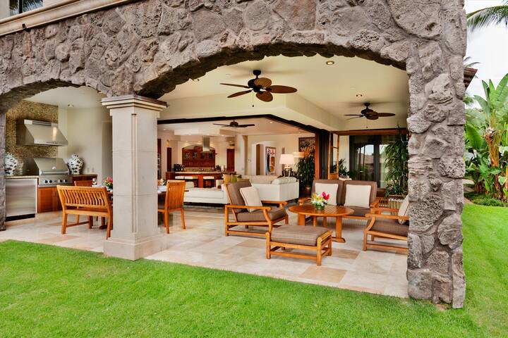 Private Pool & Large Yard at Floral Gardens G102! gallery image 4