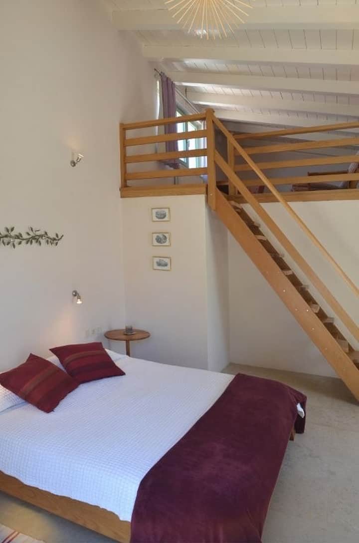 חדרים: מיטה