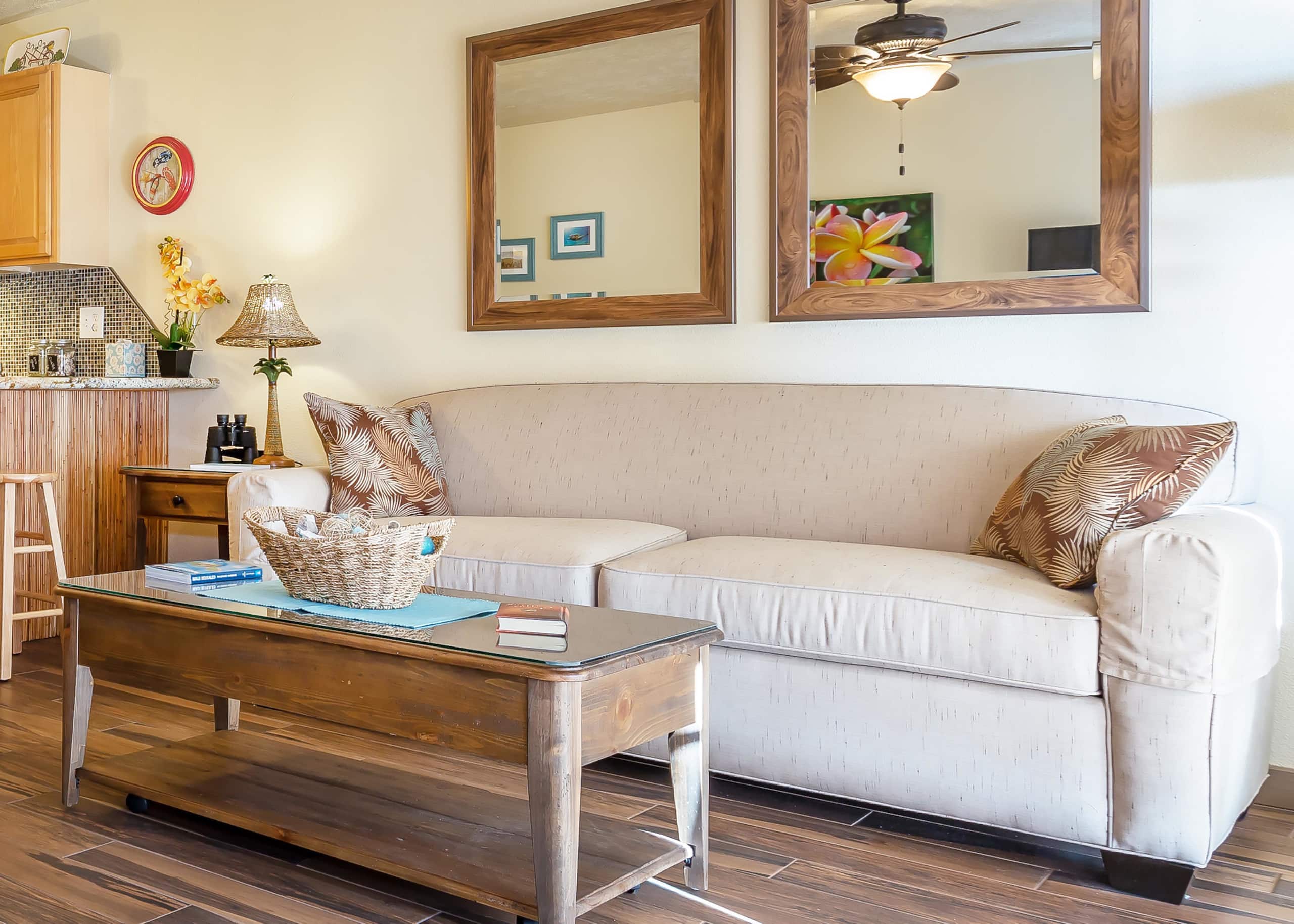 Condo in Wailuku · ★4.82 · 1 bedroom · 2 beds · 1 bath - Image 10