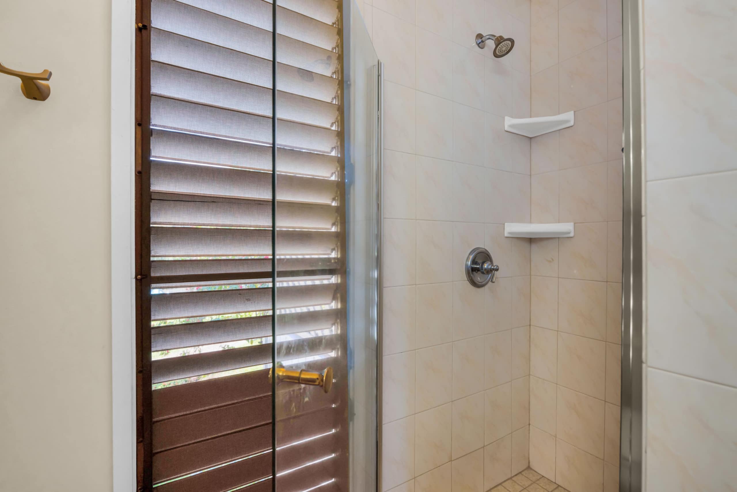 Condo in Kihei · ★5.0 · 2 bedrooms · 3 beds · 2 private baths - Image 40