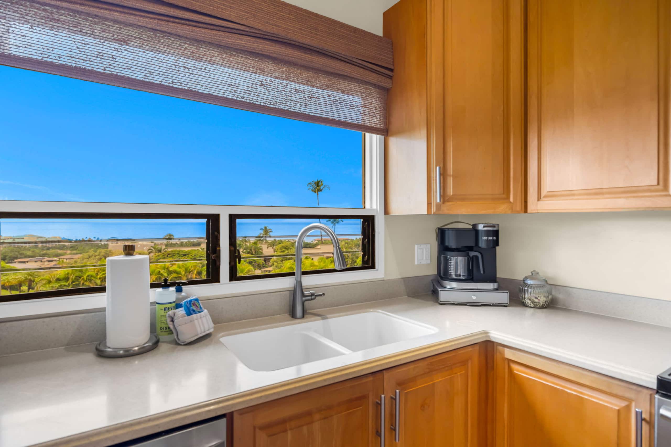 Condo in Kihei · ★5.0 · 2 bedrooms · 3 beds · 2 private baths - Image 19
