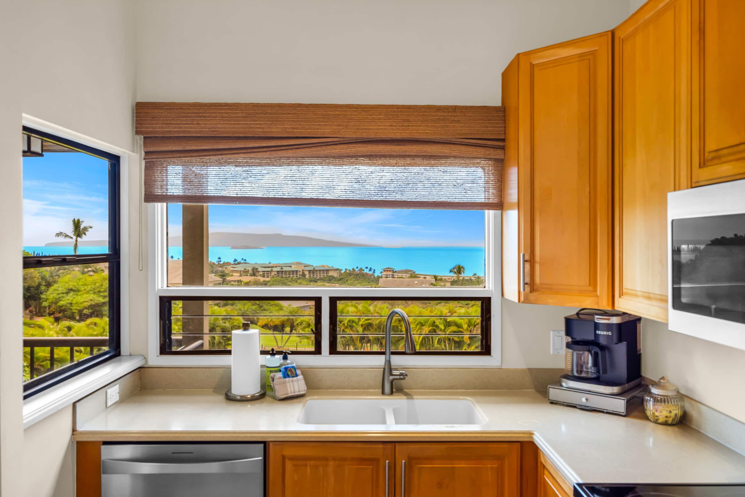 Condo in Kihei · ★5.0 · 2 bedrooms · 3 beds · 2 private baths - Image 18