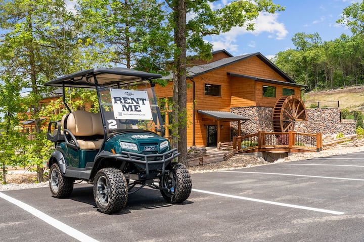Mustang Mist Cabin | Hot Tub, Arcade & Game Room - Houses for Rent