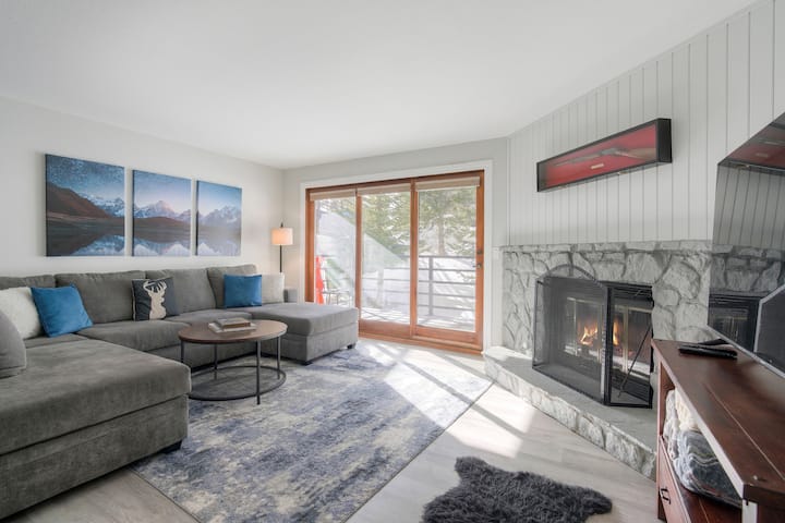 Buffalo Village Ski Condo - Dillon, CO