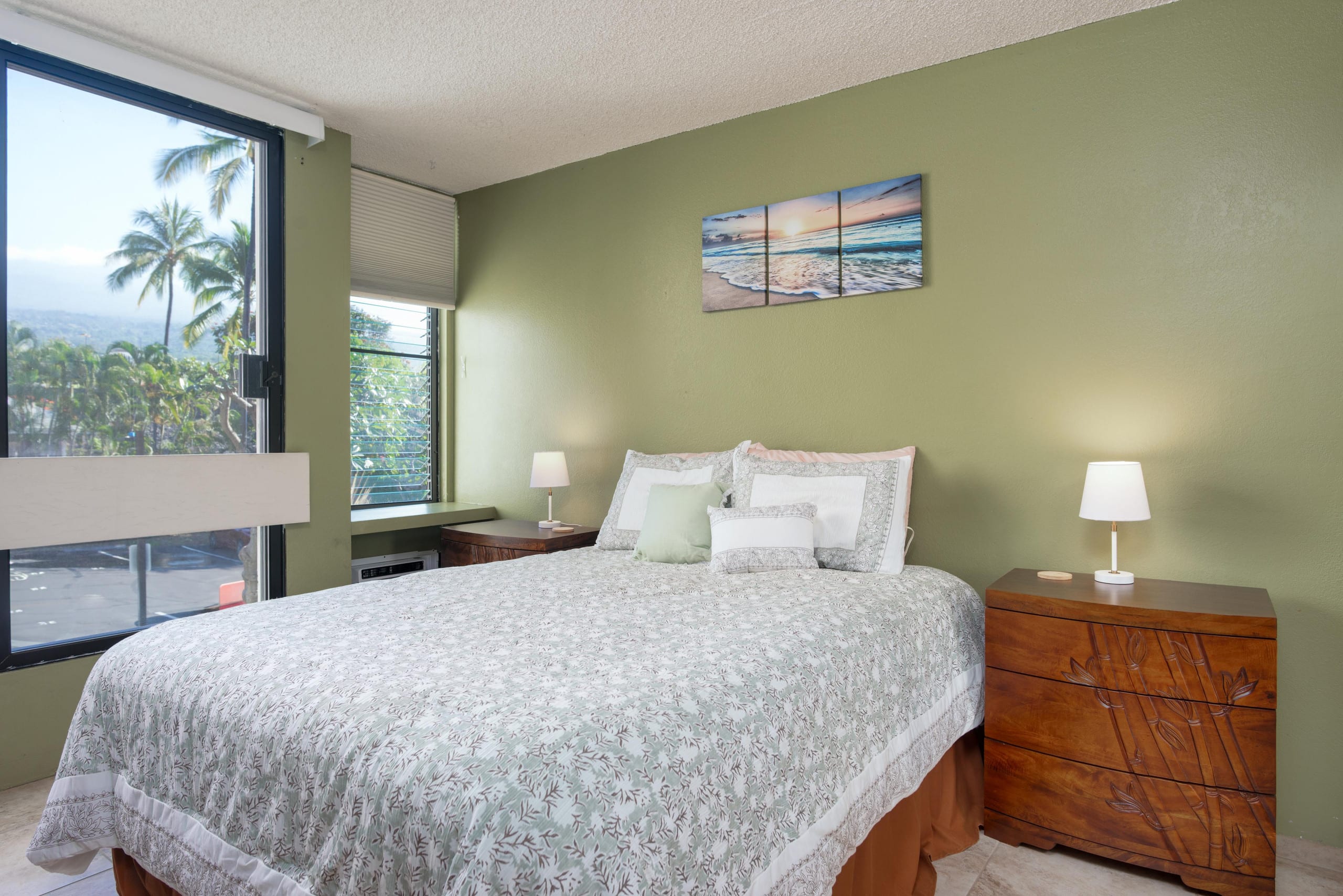 Condo in Kailua-Kona · ★5.0 · 1 bedroom · 2 beds · 1 private bath - Image 12