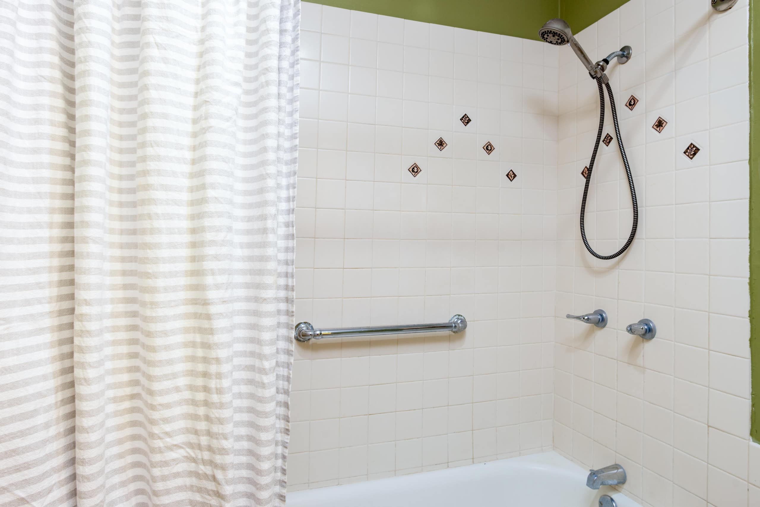 Condo in Kailua-Kona · ★5.0 · 1 bedroom · 2 beds · 1 private bath - Image 19