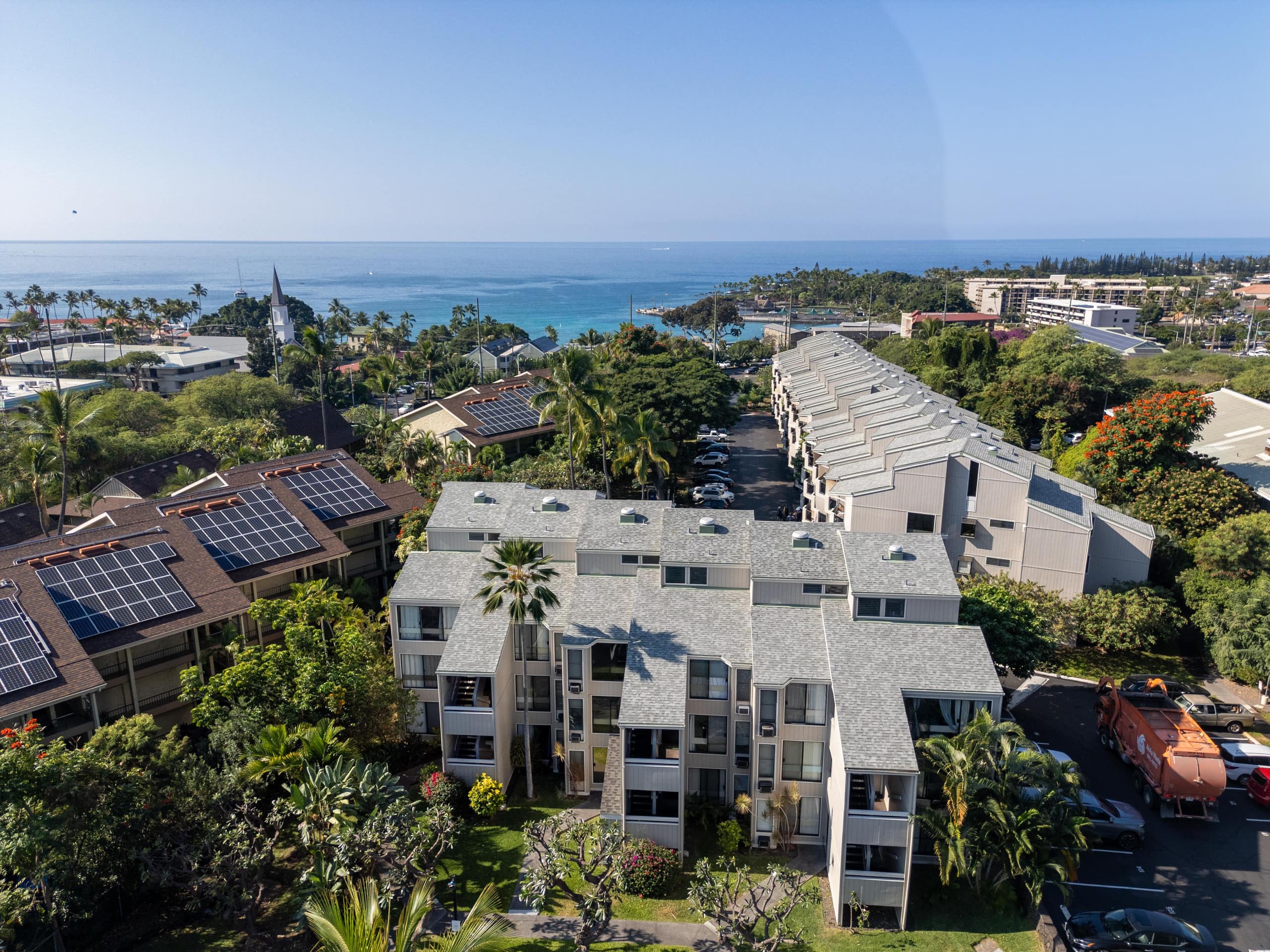 Condo in Kailua-Kona · ★5.0 · 1 bedroom · 2 beds · 1 private bath - Image 27