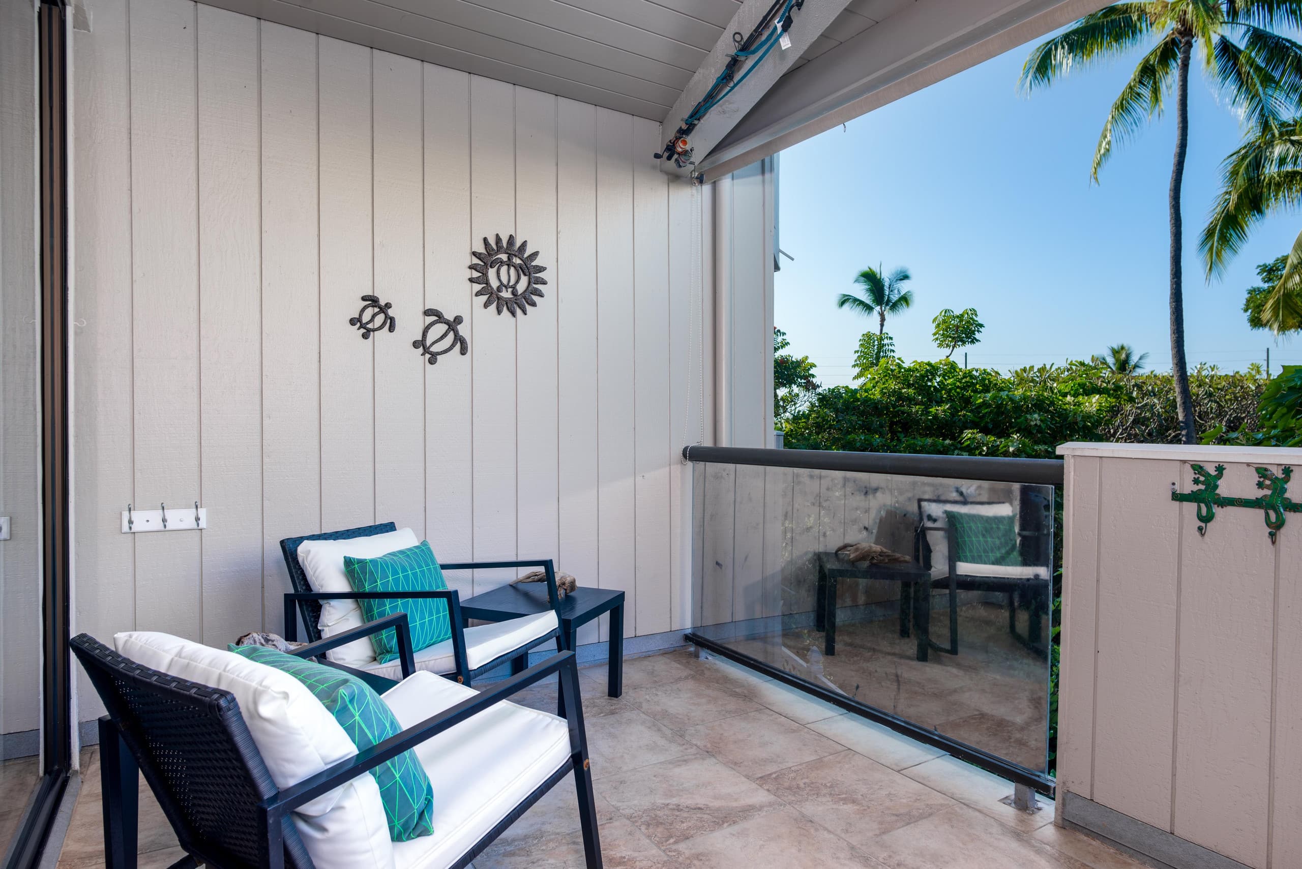Condo in Kailua-Kona · ★5.0 · 1 bedroom · 2 beds · 1 private bath - Image 2