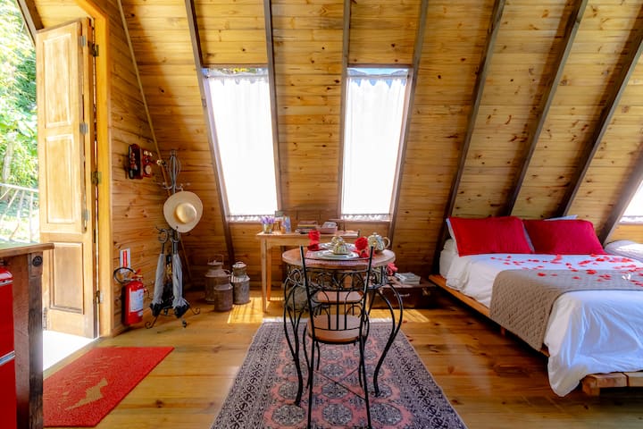 Integrirani prostor s funkcionalnim rasporedom koji pruža udobnost i praktičnost