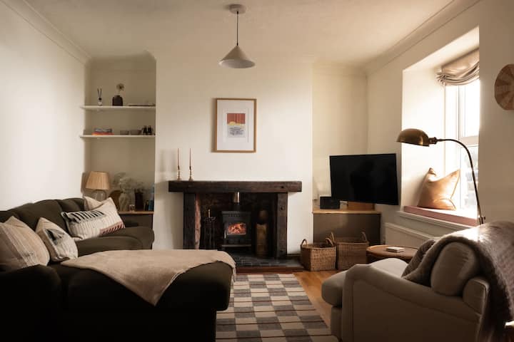 Traditional Cornish Cottage & Garden, Redruth - Portreath