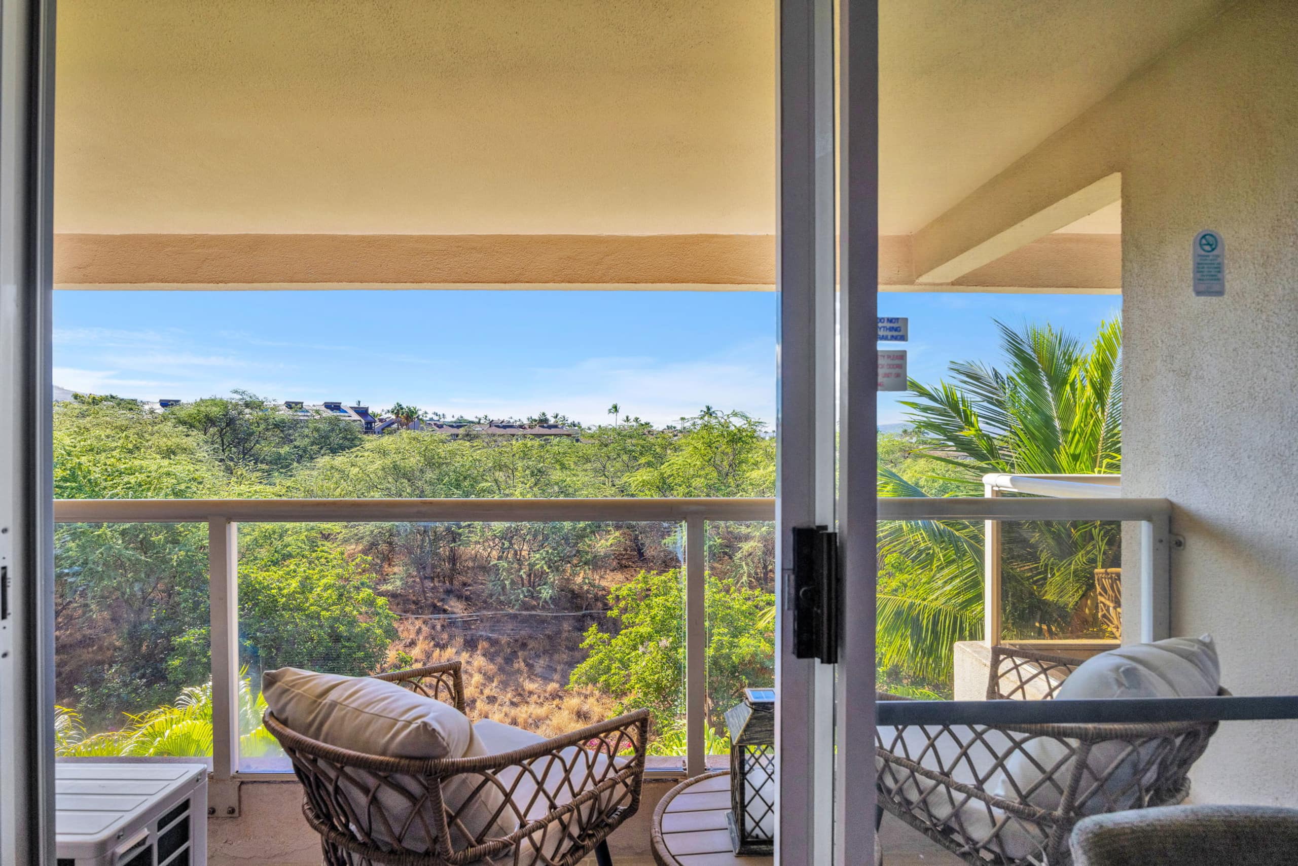 Condo in Kihei · ★5.0 · 2 bedrooms · 3 beds · 2 private baths - Image 45