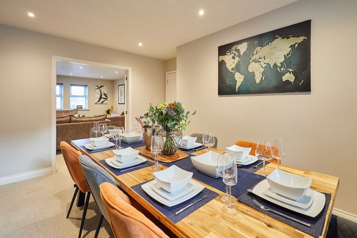 Host And Stay | River Hill House - Darlington