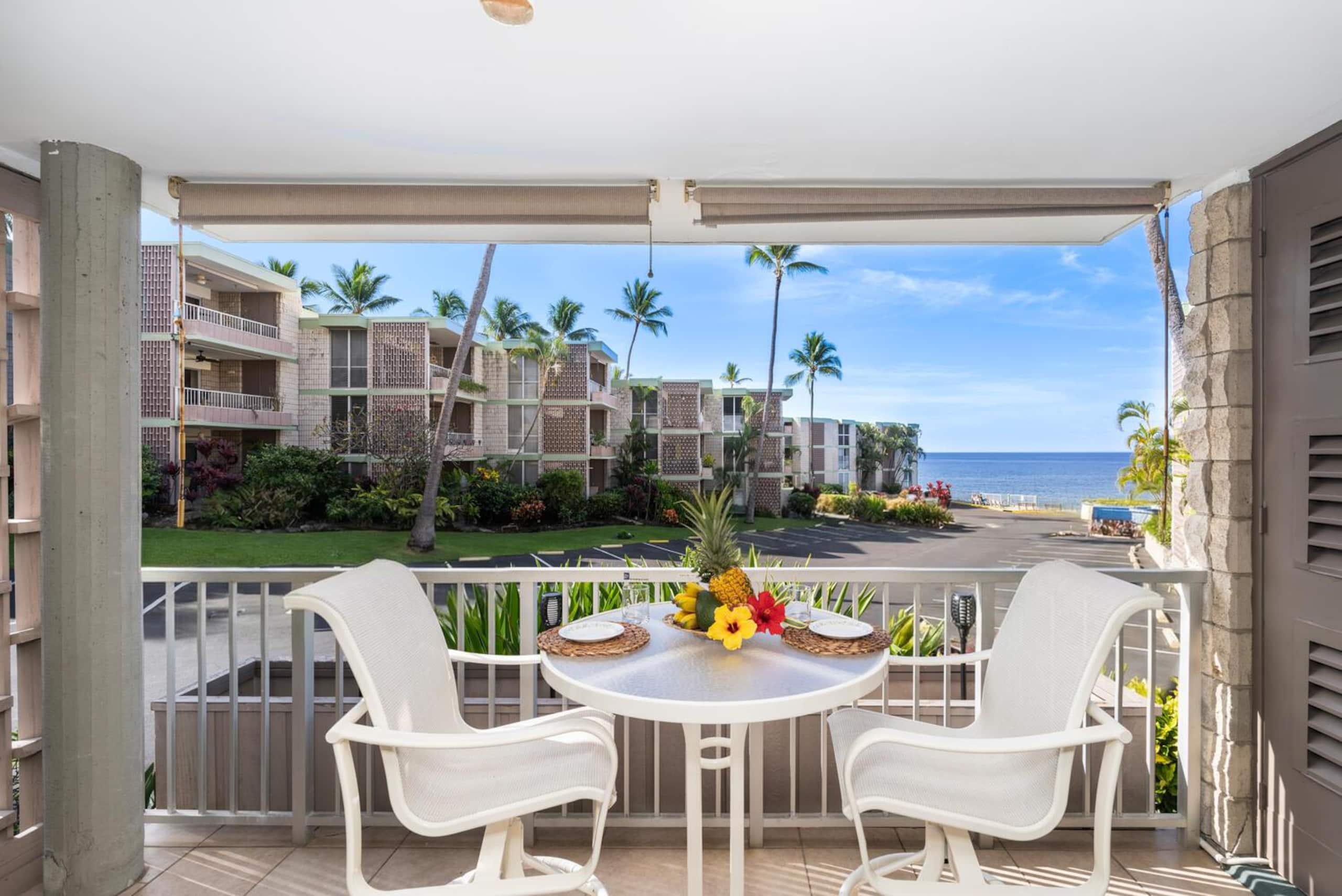 Condo in Kailua-Kona · ★5.0 · 1 bedroom · 2 beds · 1 private bath - Image 3