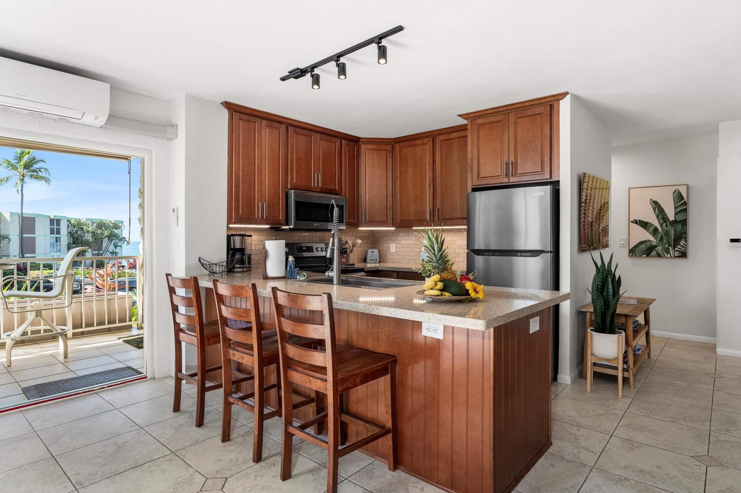 Condo in Kailua-Kona · ★5.0 · 1 bedroom · 2 beds · 1 private bath - Image 8