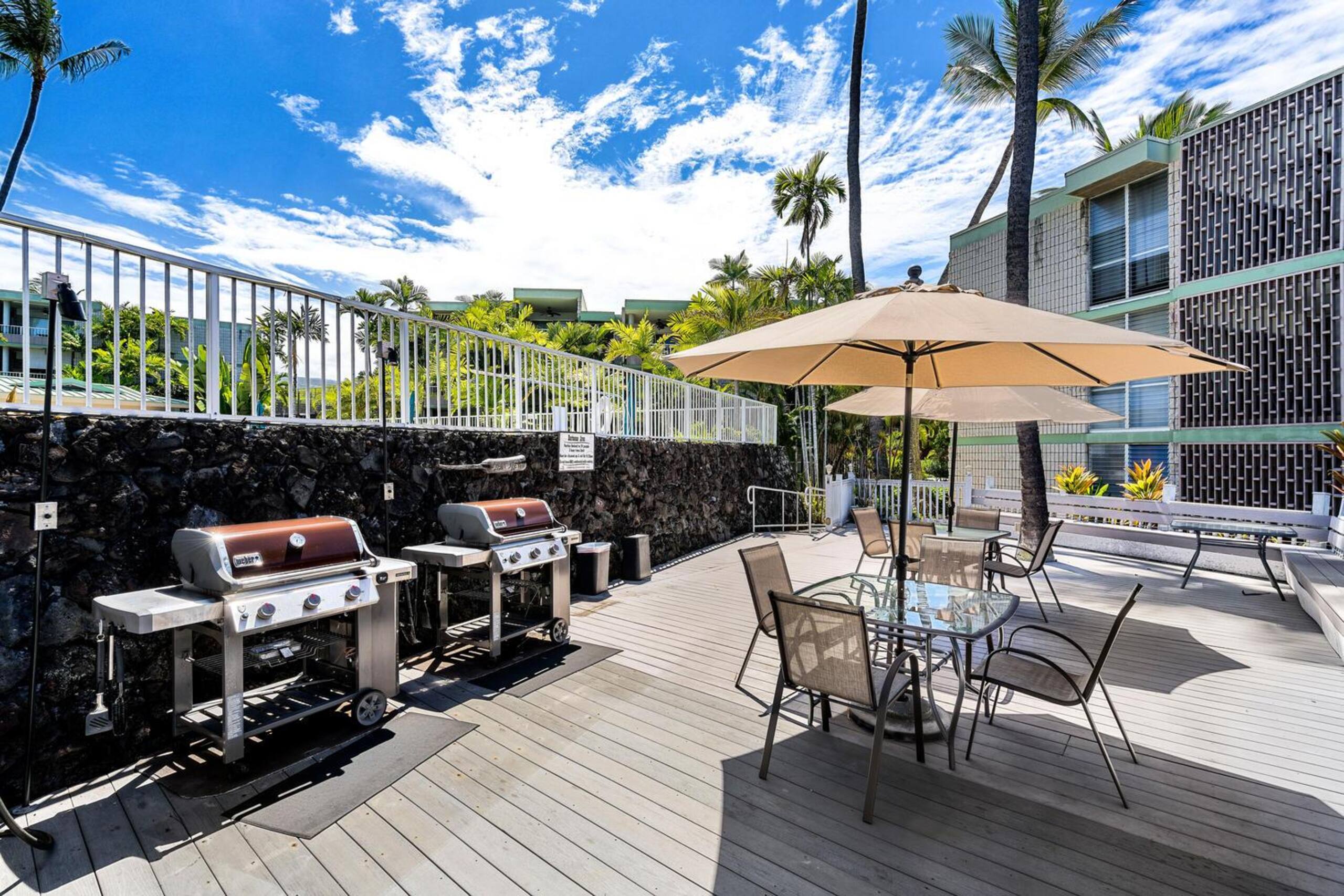 Condo in Kailua-Kona · ★5.0 · 1 bedroom · 2 beds · 1 private bath - Image 37