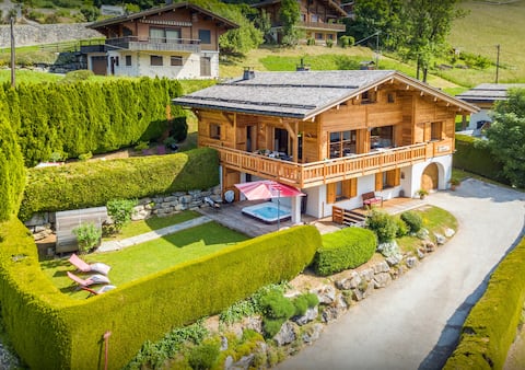 Unique alpine stay for 13 with spa