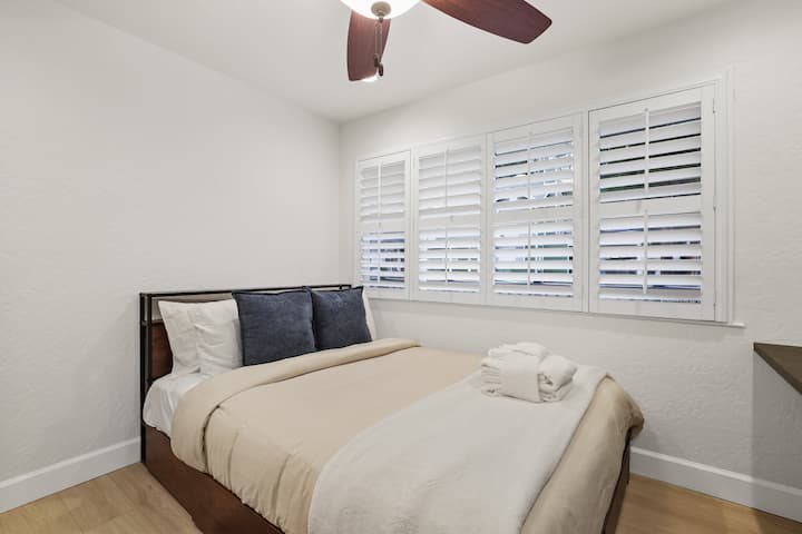 Dhomë gjumi në katin e poshtëm 