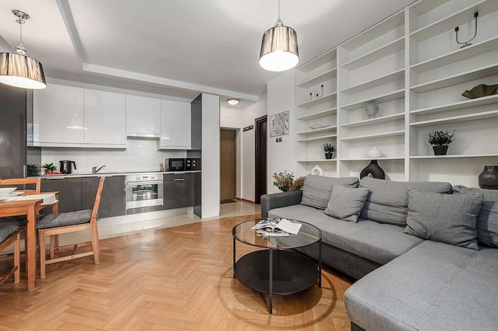 Lumina | Airy Apartment With Balcony - 華沙