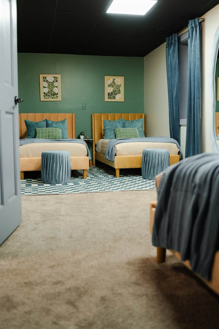 توفر هذه الغرفة التي تحتوي على سرير مزدوج للضيوف بيئة نوم مريحة ومرنة.