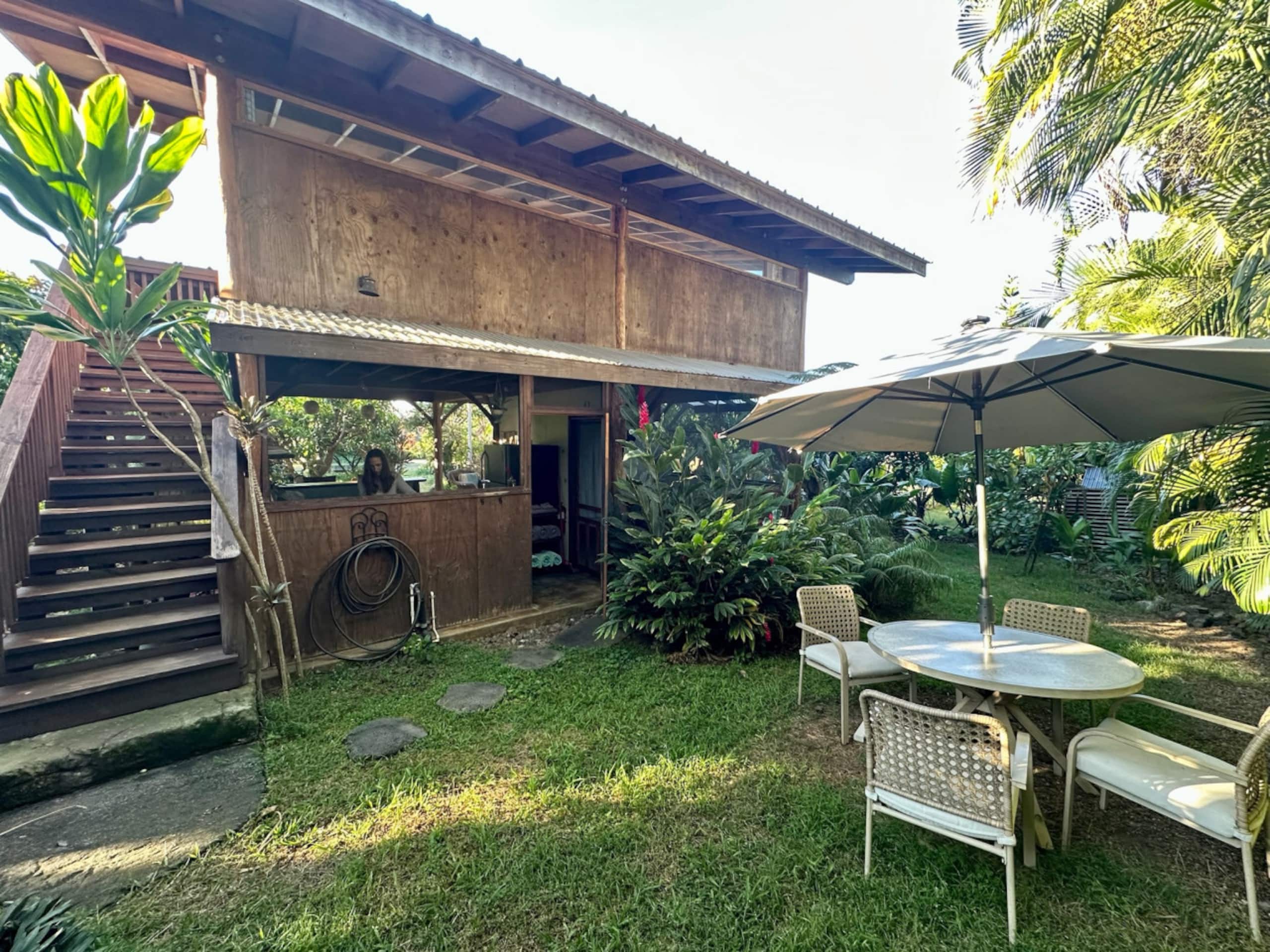 Enchanting Eco-Hideaway: Bohemian Retreat - Image 25